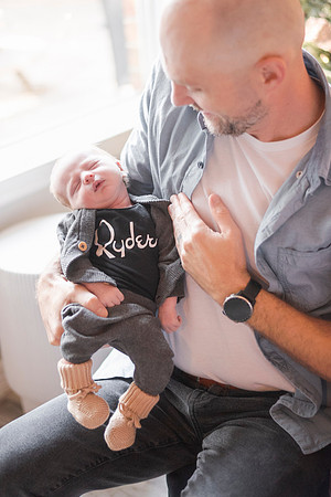 2025MartinFamNewborn030