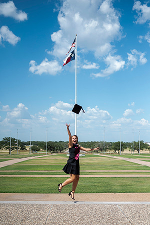 2022EmmaSenior004